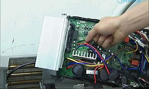 云霄美的空调电话是多少